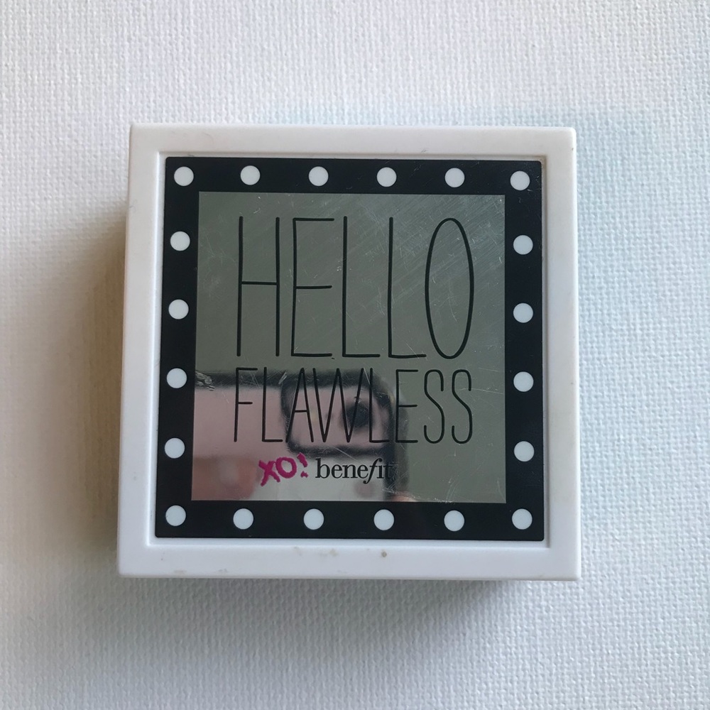 Benefit Hello flawless! Powder